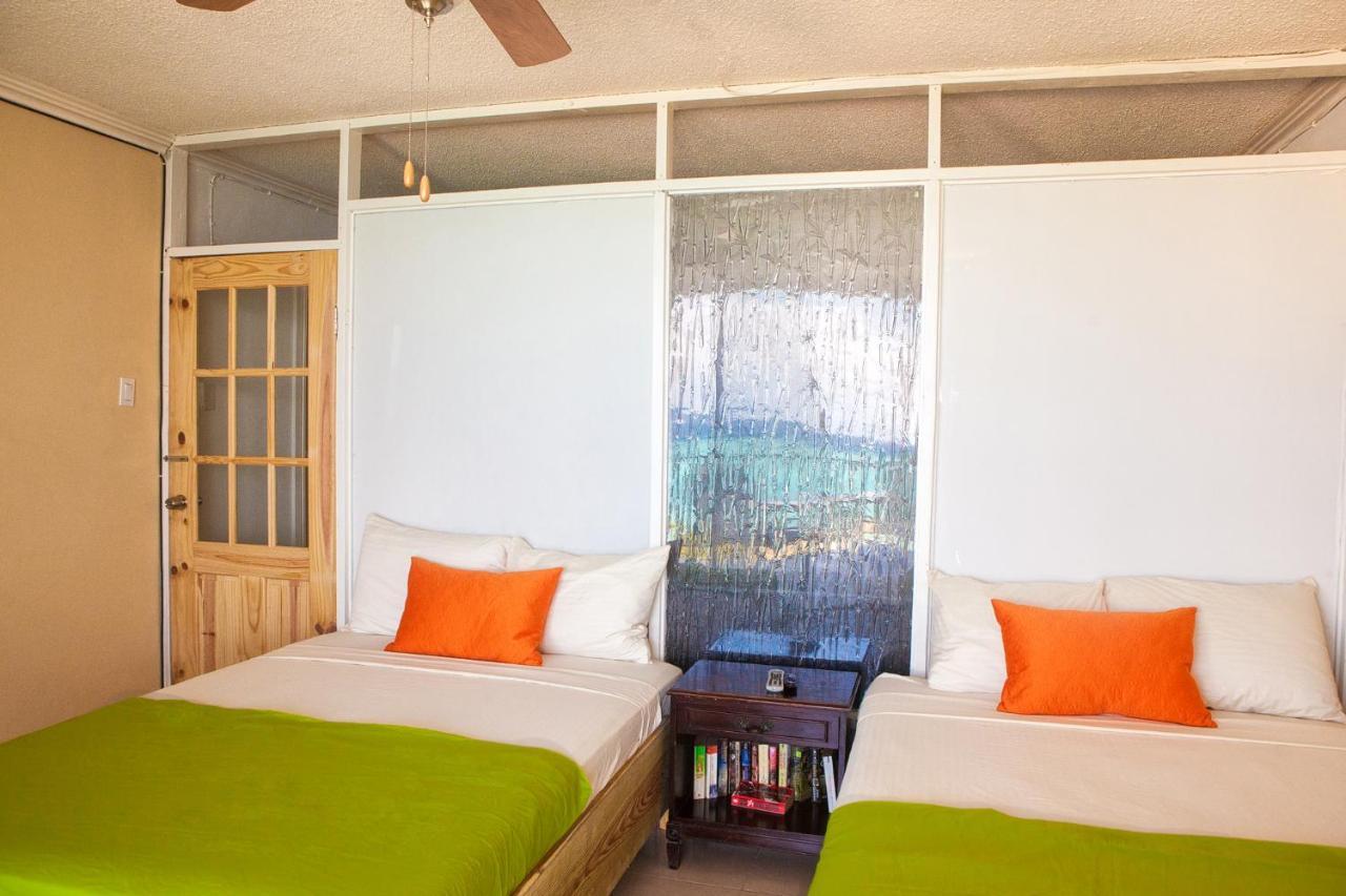 Montego Bay Club Apartments Buitenkant foto