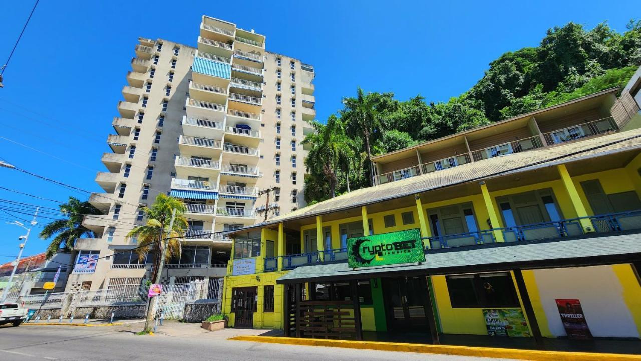 Montego Bay Club Apartments Buitenkant foto