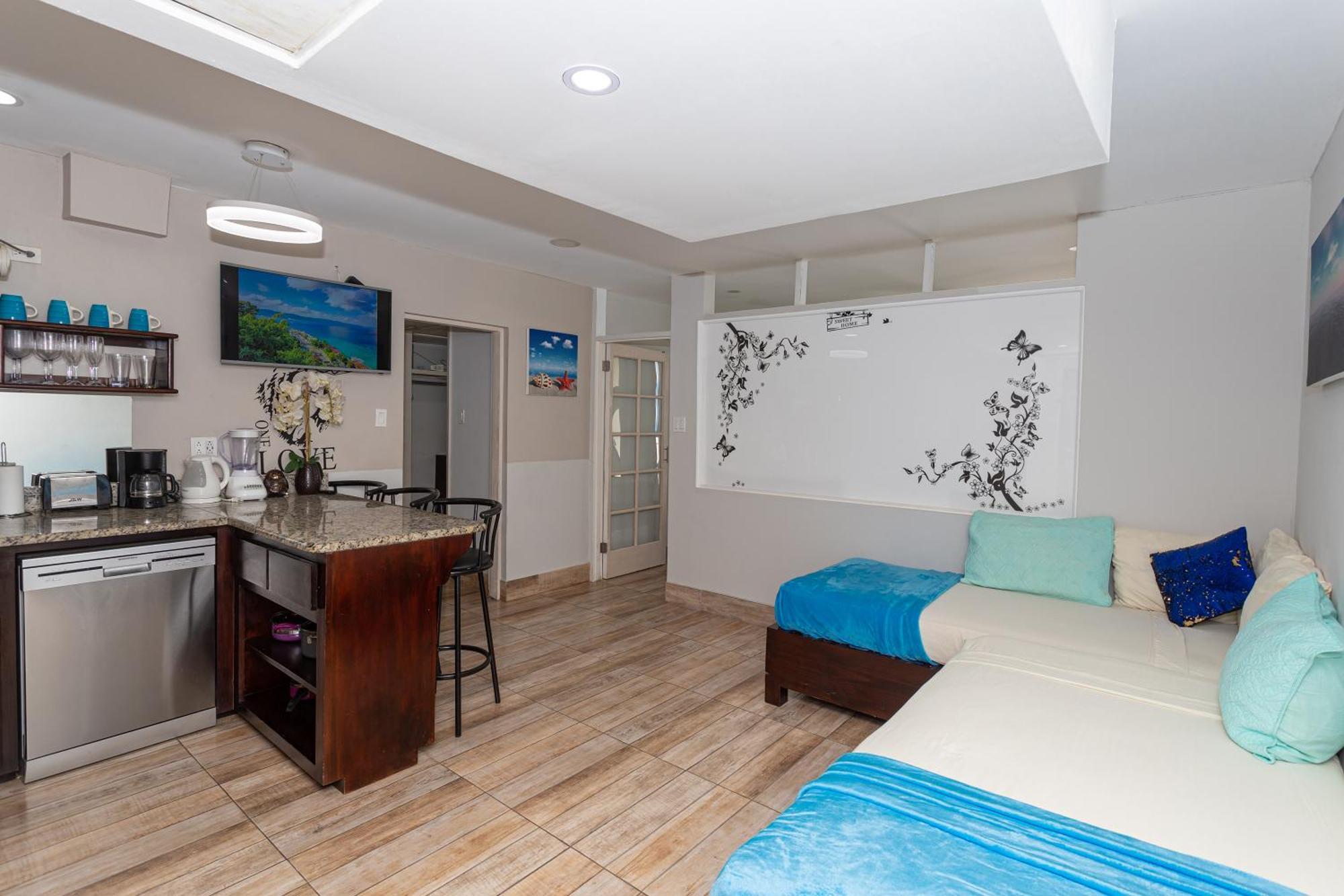 Montego Bay Club Apartments Buitenkant foto