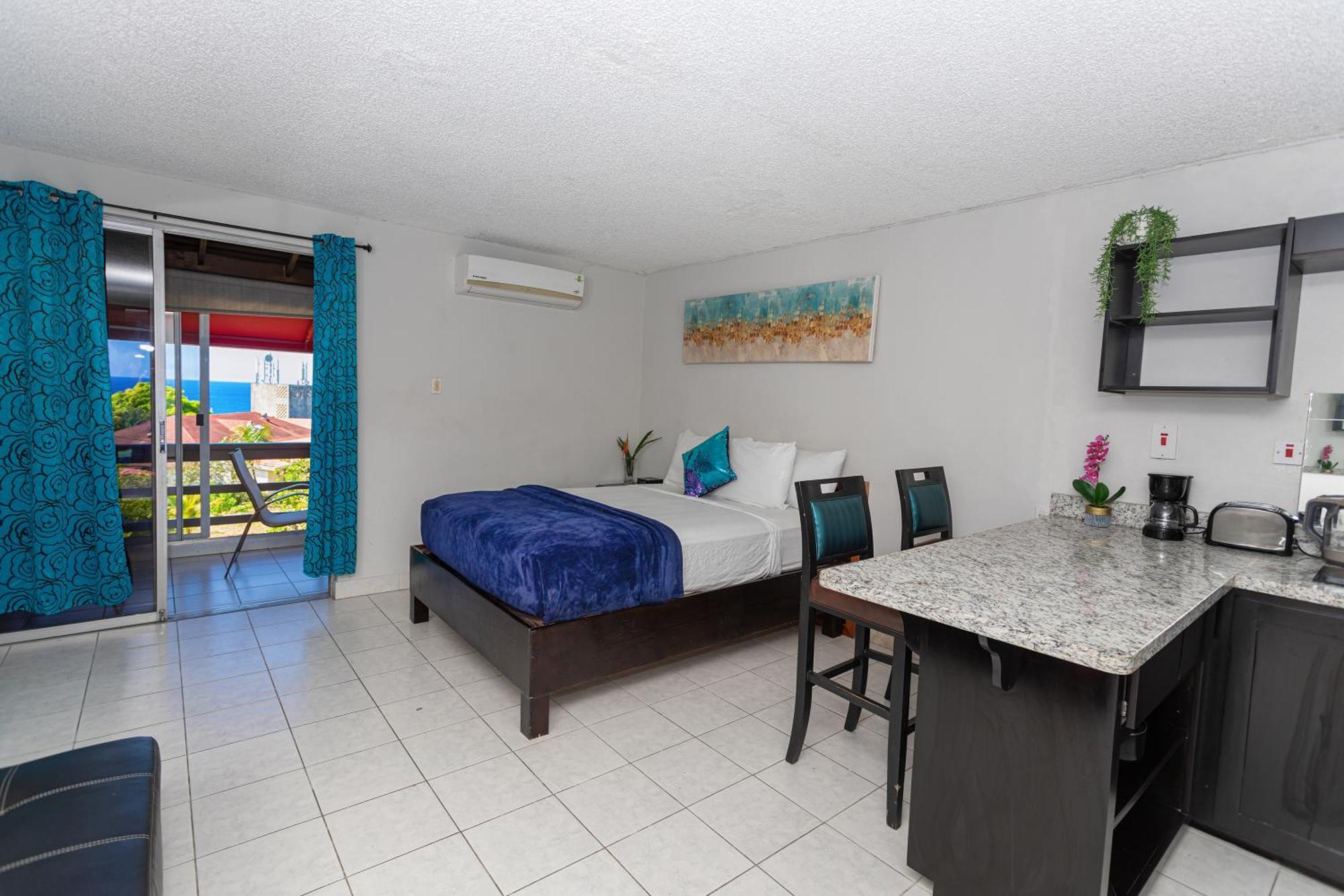 Montego Bay Club Apartments Buitenkant foto