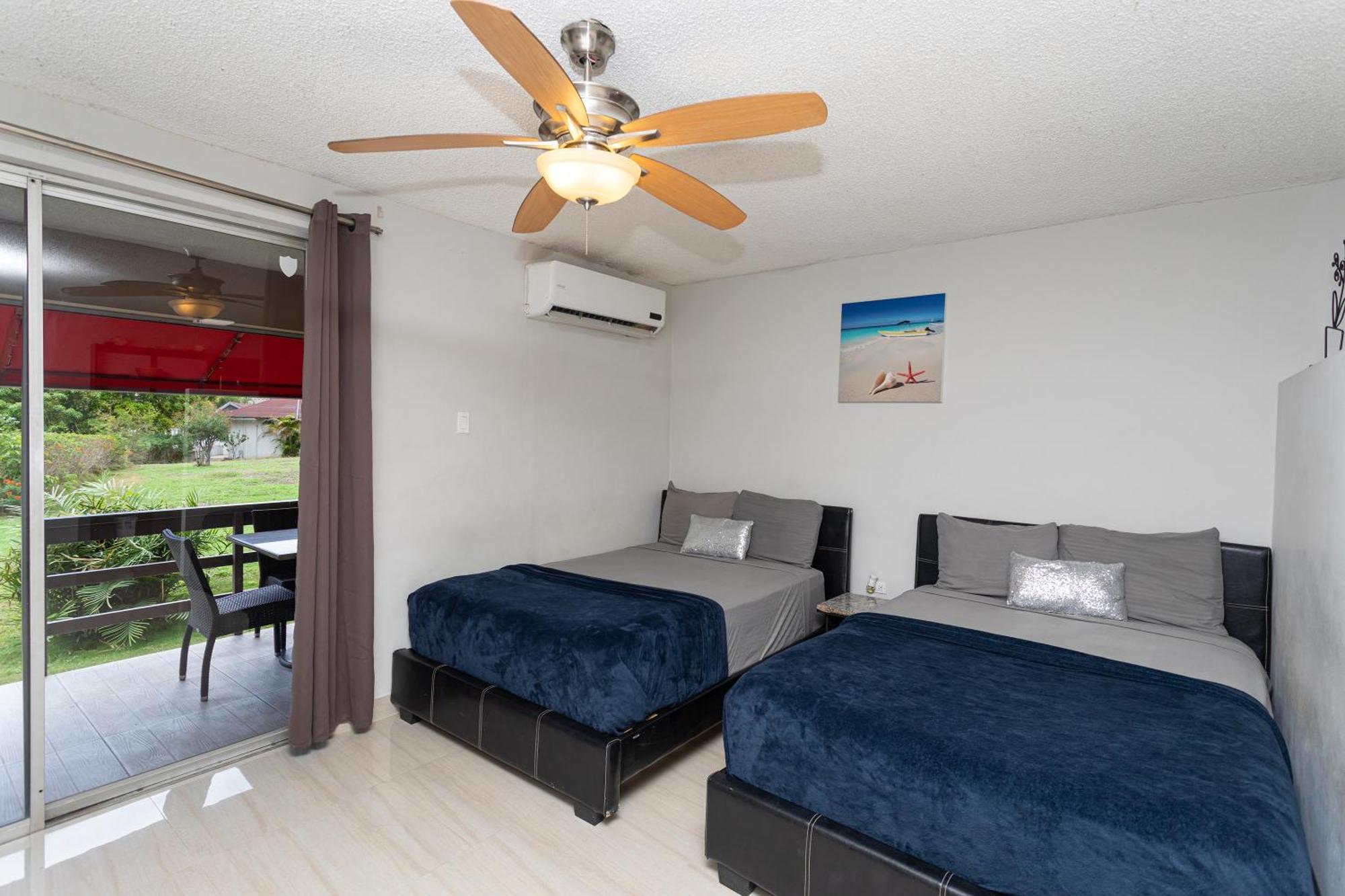 Montego Bay Club Apartments Buitenkant foto