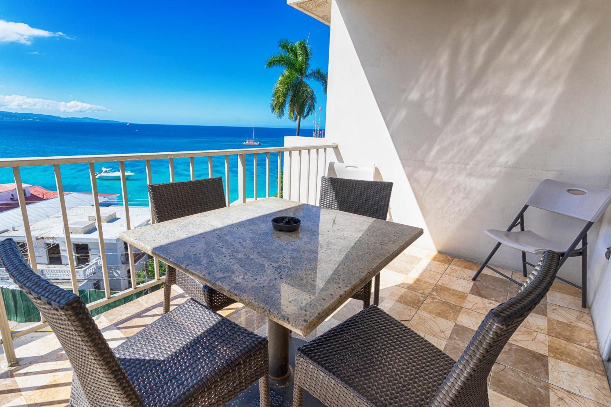 Montego Bay Club Apartments Buitenkant foto
