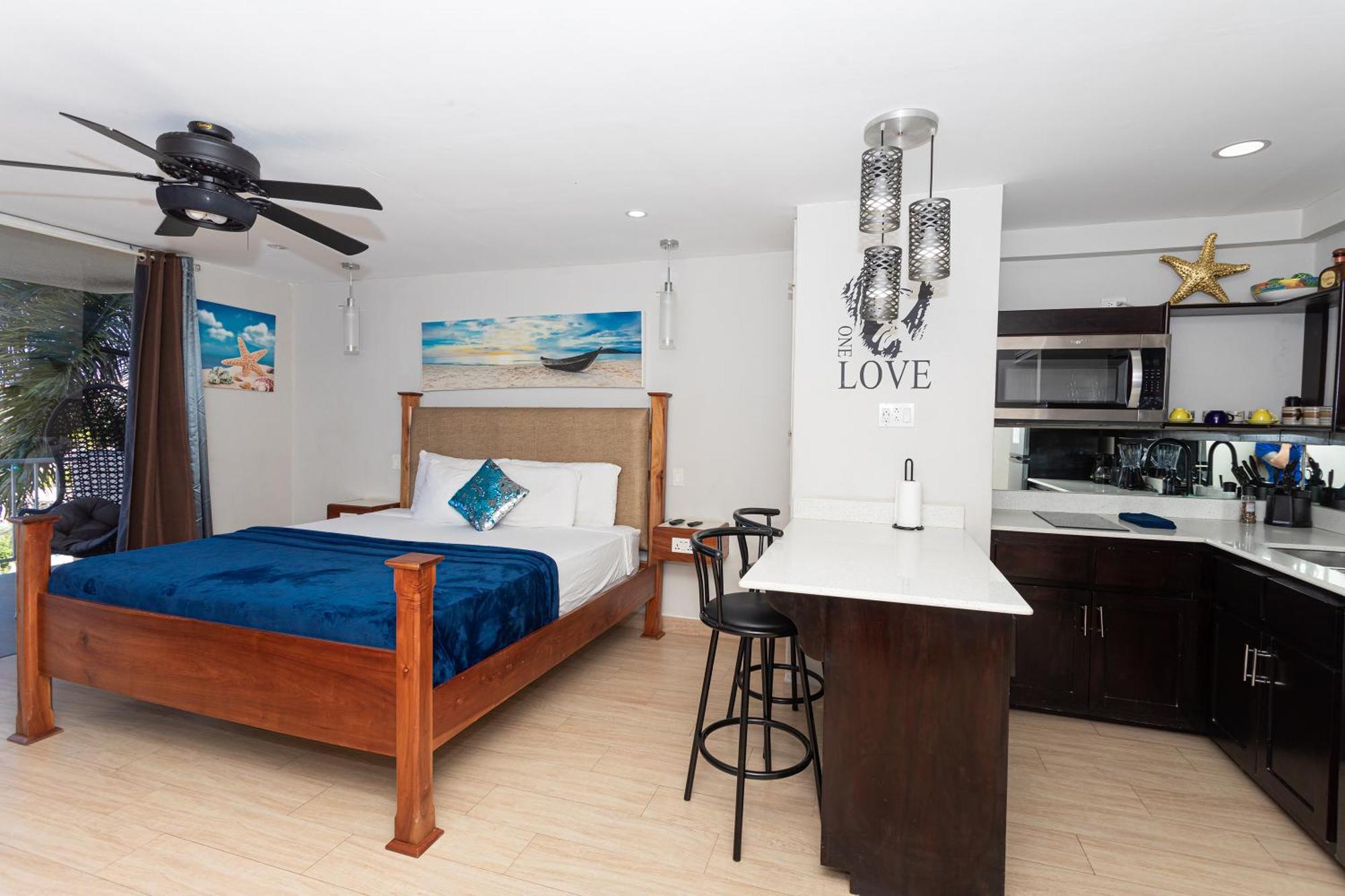 Montego Bay Club Apartments Buitenkant foto